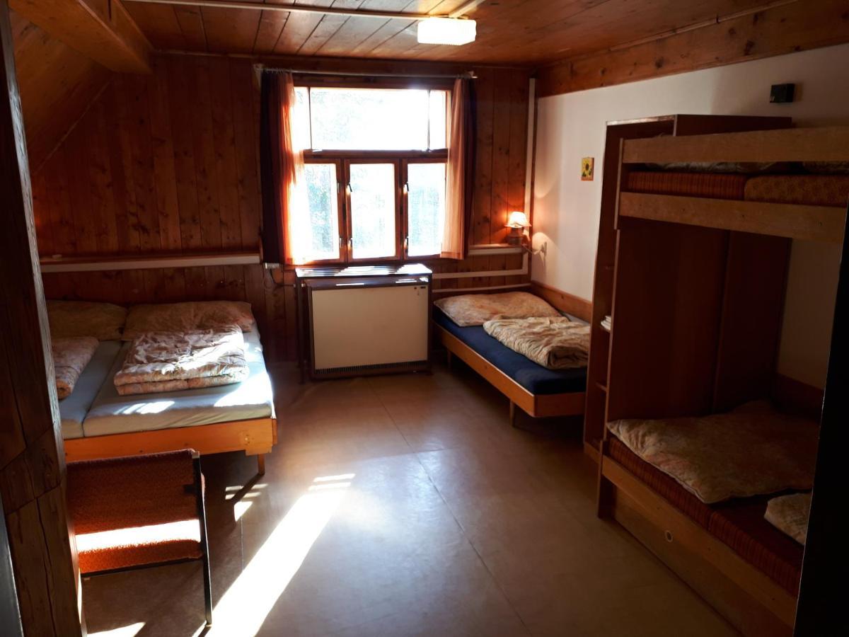 Horská chata U Pekařů Pec pod Snezkou Esterno foto